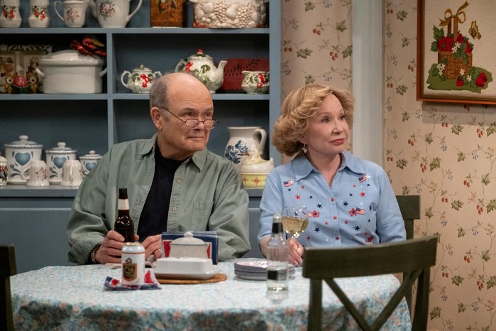 (L to R) Kurtwood Smith as Red Forman, Debra Jo Rupp as Kitty Forman in That ‘90s Show